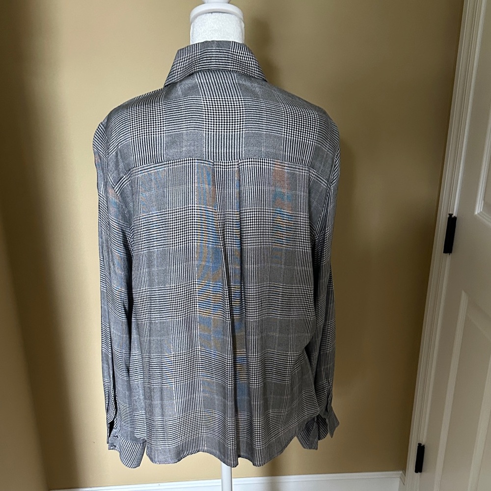 Zara Gray Plaid Blouse with Bow Detail - Picture 4 of 5
